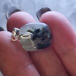 Colgante Prehnita | Paz Interior – Protección y Claridad