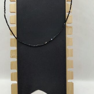 Collar Facetado de Espinela Negra en Plata | Protección – Fuerza – Equilibrio